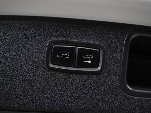 Used 2022 Porsche Macan GTS image 14