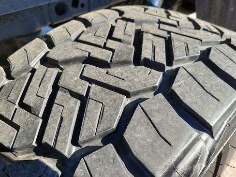 Used 2024 Ford F150 XLT w/ Equipment Group 302A MID image 9