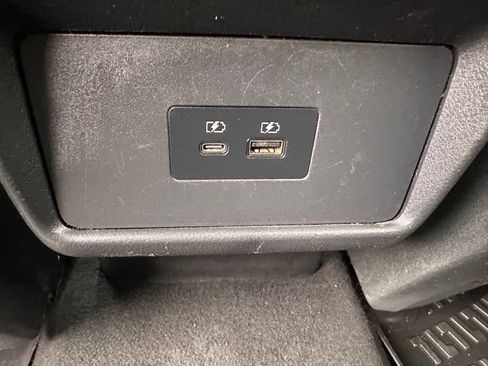 Used 2021 Nissan Rogue SV image 10