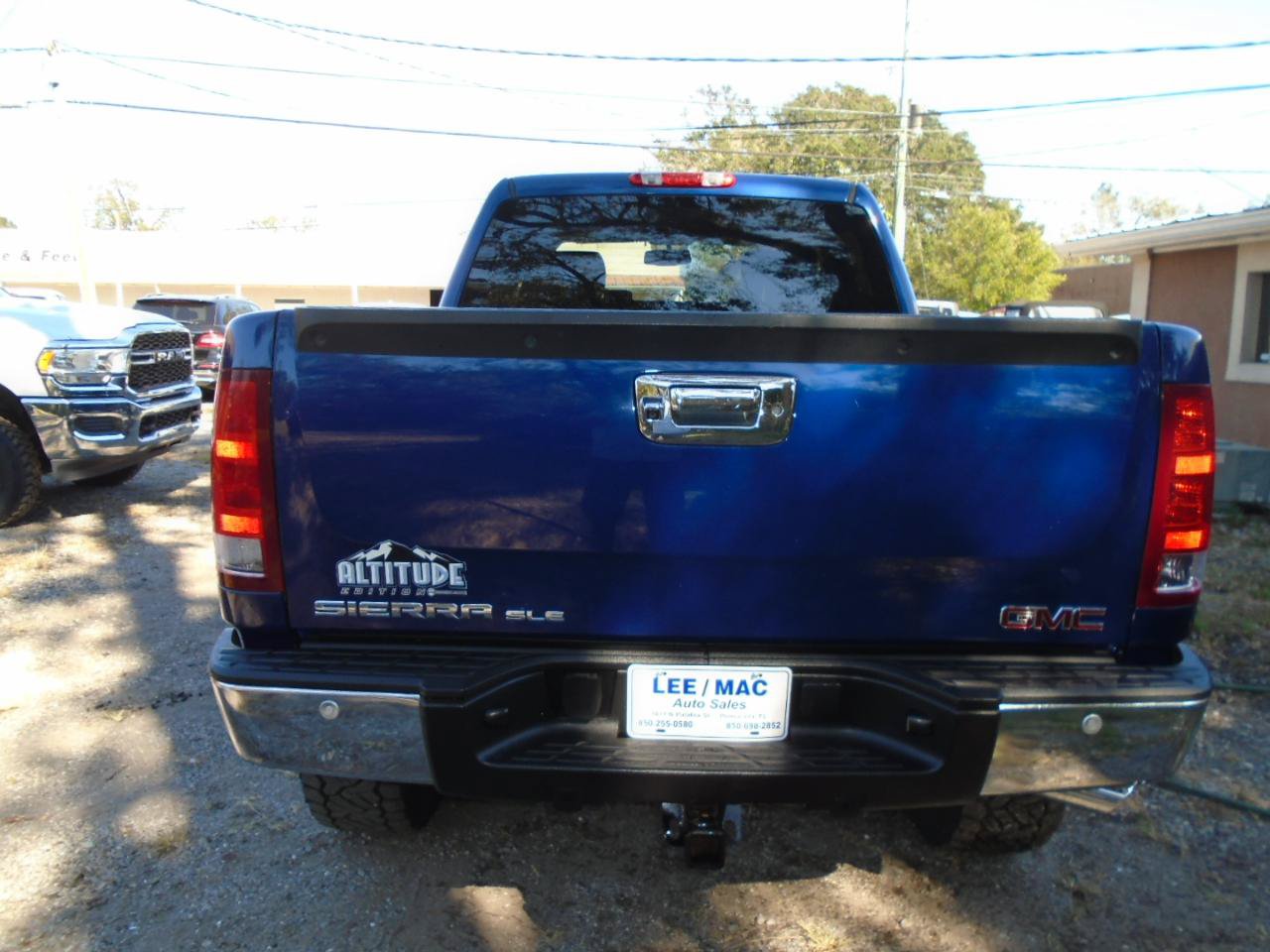 Used 2013 GMC Sierra 1500 SLE w/ Power Tech Package AWD/4WD image 4