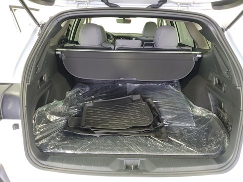 Used 2025 Subaru Outback Premium image 30