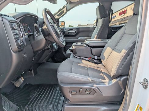 Used 2024 Chevrolet Silverado 1500 Custom AWD/4WD image 15
