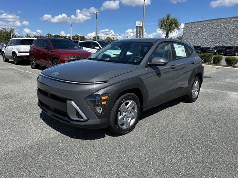 New 2026 Hyundai Kona SE image 14