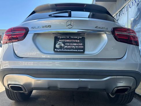 Used 2019 Mercedes-Benz GLA 250 4MATIC image 4