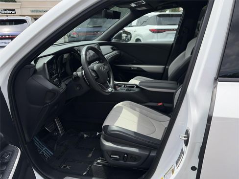 Used 2025 Lexus TX 500h AWD w/ Technology Package image 11