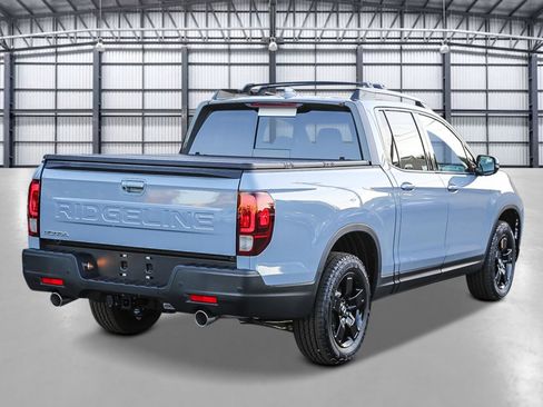 New 2026 Honda Ridgeline Black Edition image 4