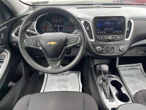 Used 2023 Chevrolet Malibu LS FWD image 23