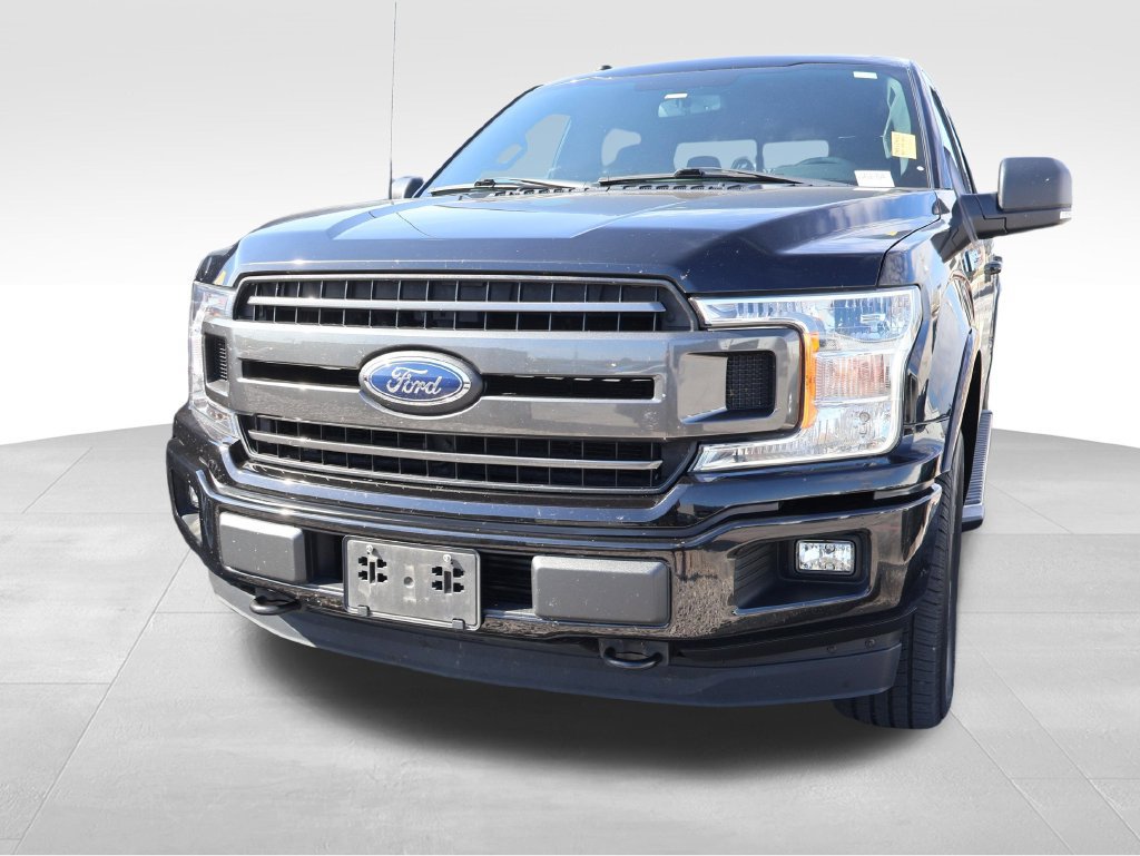 Used 2018 Ford F150 XLT w/ Equipment Group 302A Luxury AWD/4WD image 3