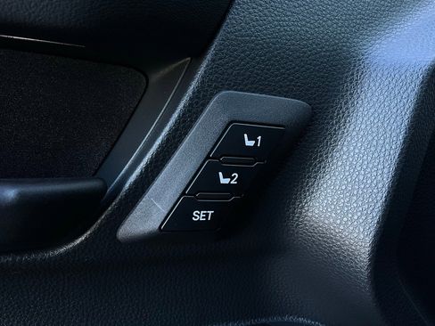 Used 2025 Toyota 4Runner Trailhunter image 28