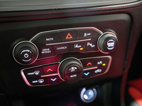 Used 2023 Dodge Charger Scat Pack RWD image 21
