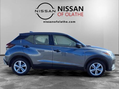Used 2025 Nissan Kicks Play S image 29