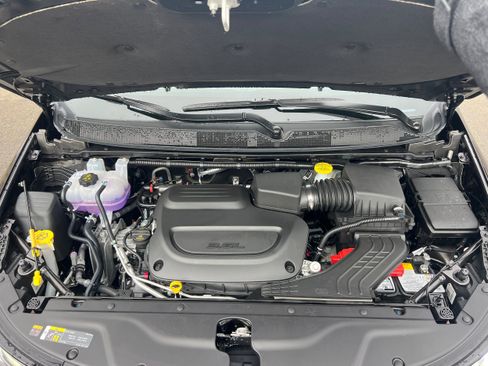 New 2026 Chrysler Pacifica Select image 19
