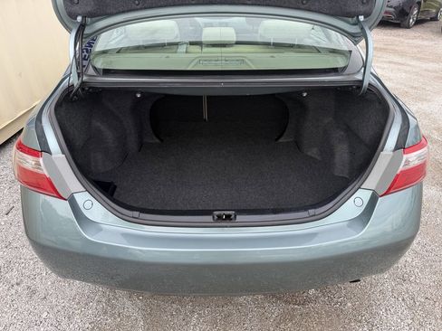 Used 2009 Toyota Camry LE FWD image 7
