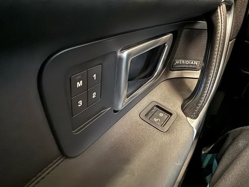 Used 2019 Land Rover Discovery Sport HSE AWD/4WD image 29