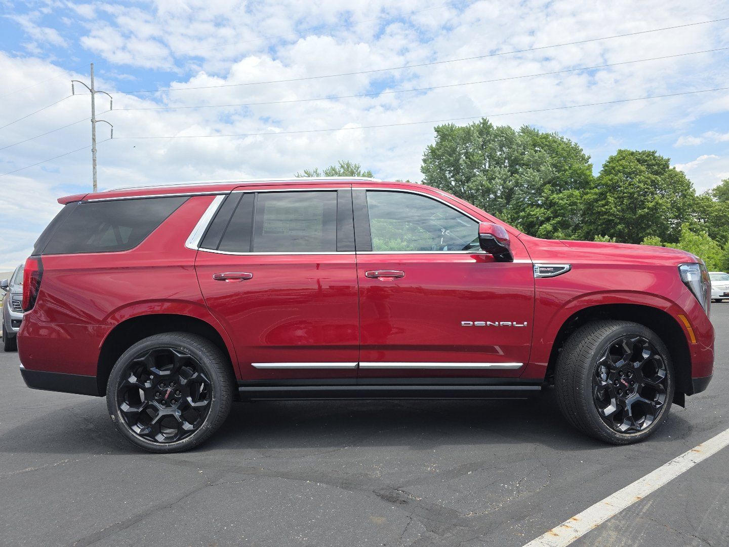 New 2026 GMC Yukon Denali w/ Denali Reserve Package AWD/4WD image 21