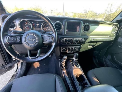 Used 2021 Jeep Wrangler Willys image 13