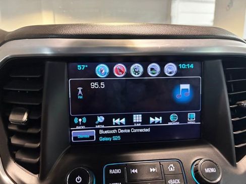 Used 2017 GMC Acadia SLT FWD image 8