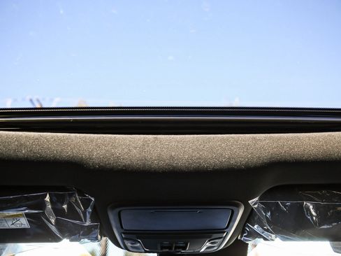 New 2025 Honda Ridgeline Black Edition image 18