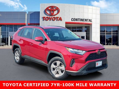 Used 2023 Toyota RAV4 XLE AWD/4WD image 1