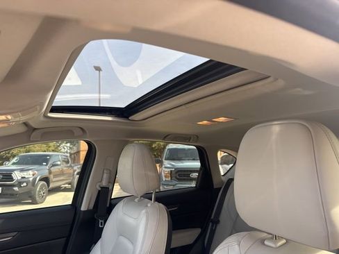 Used 2022 MAZDA CX-5 AWD 2.5 S w/ Premium Plus Pkg image 11