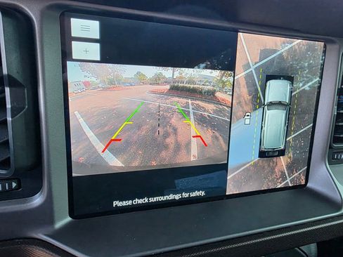 Used 2023 Ford Bronco Outer Banks w/ Sasquatch Package image 19