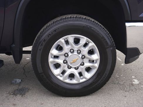 Used 2024 Chevrolet Silverado 2500 LT w/ All Star Edition image 13