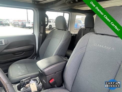 Used 2024 Jeep Wrangler Sahara image 6
