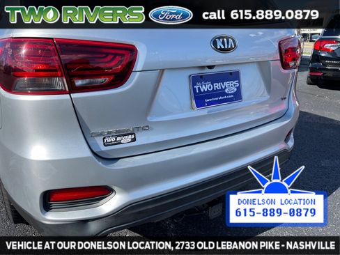 Used 2019 Kia Sorento LX image 8