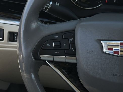 Used 2020 Cadillac XT6 Premium Luxury FWD image 14