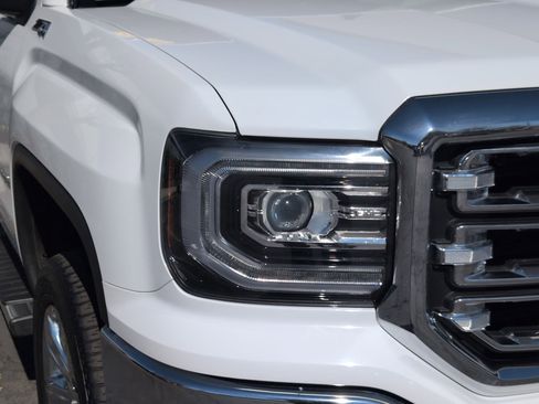 Used 2018 GMC Sierra 1500 SLT image 10