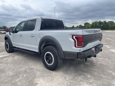 Used 2017 Ford F150 Raptor w/ Equipment Group 802A Luxury AWD/4WD image 6