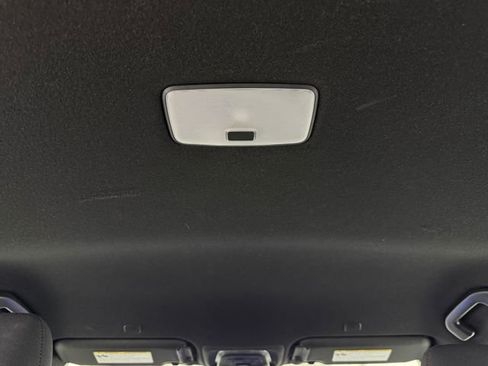 Used 2023 Toyota Corolla SE FWD image 34
