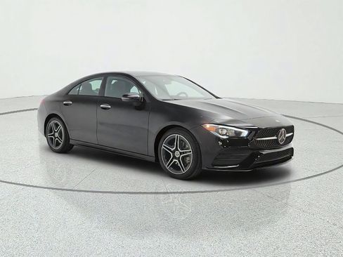 Used 2023 Mercedes-Benz CLA 250 image 3