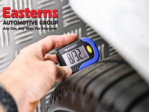 Used 2020 Tesla Model 3 Standard Range image 22