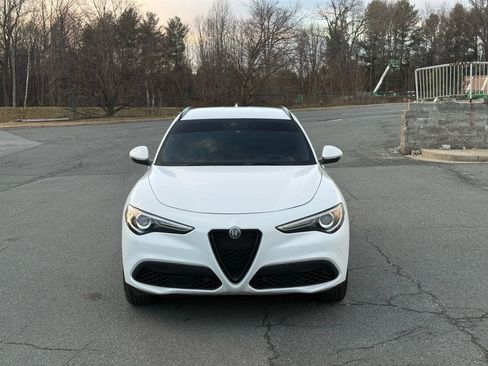 Used 2022 Alfa Romeo Stelvio Sprint image 8