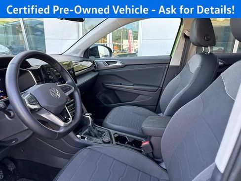 Used 2025 Volkswagen Taos SE AWD/4WD image 10