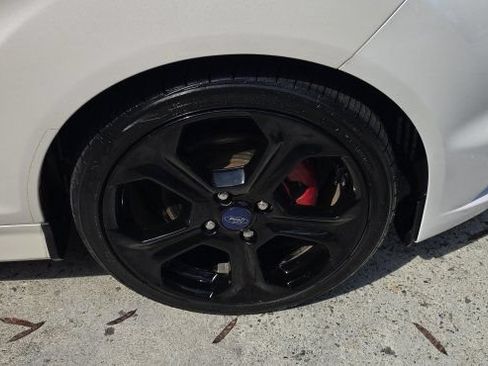 Used 2016 Ford Fiesta ST w/ ST Recaro Package FWD image 13