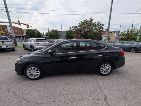 Used 2019 Nissan Sentra SV FWD image 9