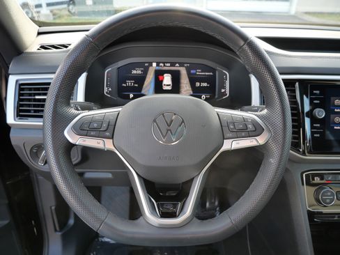 Certified 2023 Volkswagen Atlas Cross Sport SEL Premium R-Line image 26