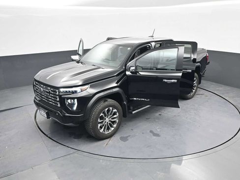 Used 2023 GMC Canyon Denali image 48