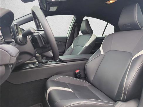 Certified 2025 Toyota Camry SE image 18