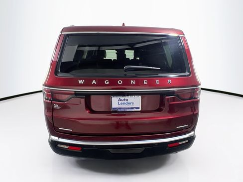 Used 2022 Jeep Wagoneer Series II AWD/4WD image 6