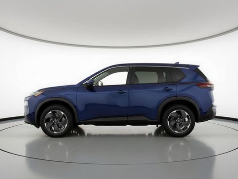 Used 2025 Nissan Rogue SV FWD image 5