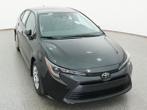 New 2026 Toyota Corolla LE FWD image 30