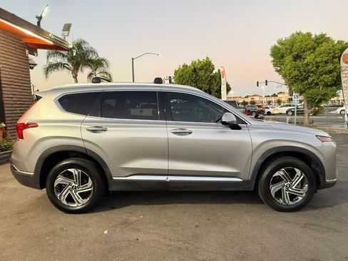 Used 2021 Hyundai Santa Fe SEL w/ Convenience + Premium Package AWD/4WD image 15