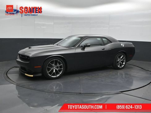 Used 2022 Dodge Challenger GT RWD image 6