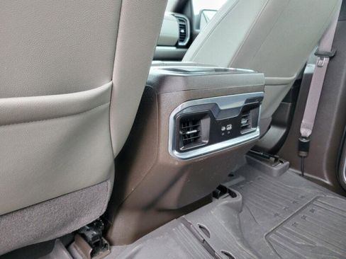 Used 2024 GMC Sierra 1500 SLT w/ SLT Premium Plus Package image 28