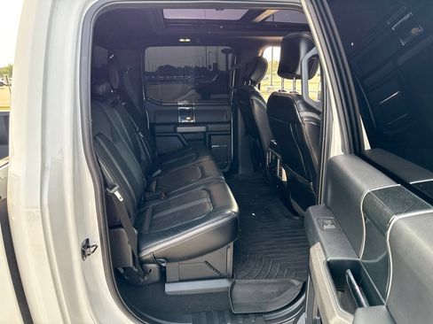 Used 2020 Ford F450 Platinum w/ FX4 Off-Road Package AWD/4WD image 11