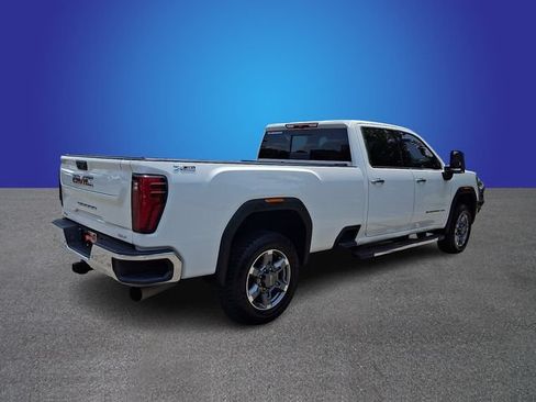 Used 2025 GMC Sierra 2500 SLT w/ SLT Premium Package AWD/4WD image 4