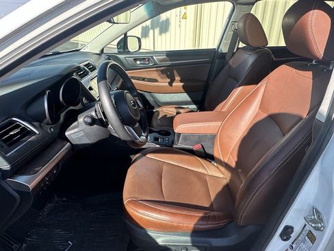 Used 2019 Subaru Outback 3.6R Touring image 5
